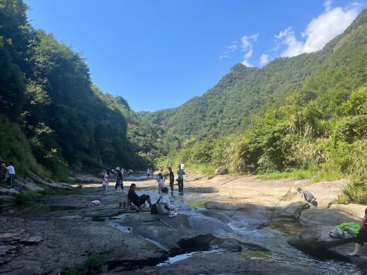 小泉溪村