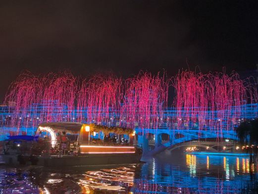 巫江夜游-巫水河边月正圆