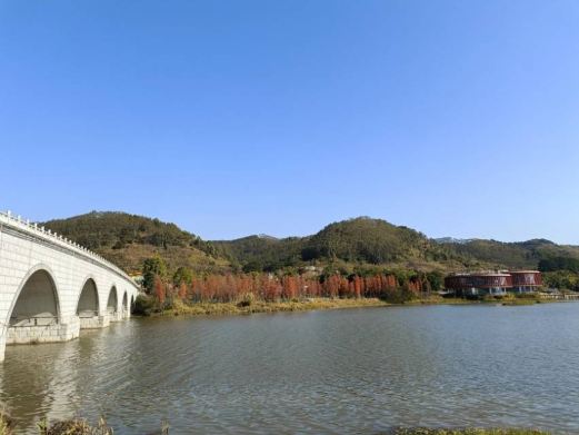 梧州市苍海湖
