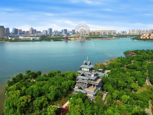 金鸡湖