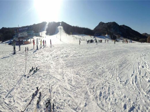 棋盘山冰雪大世界